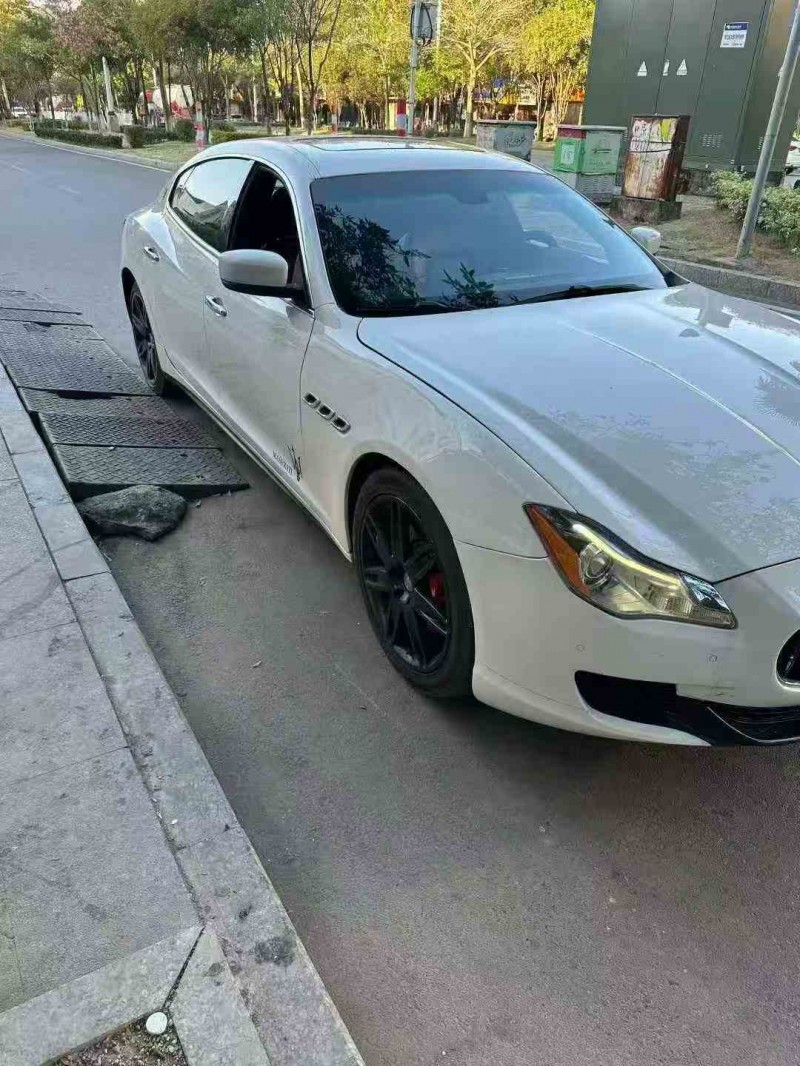 贵港15年玛莎拉蒂总裁2