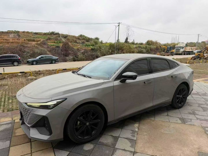 南昌23年长安汽车UNI4