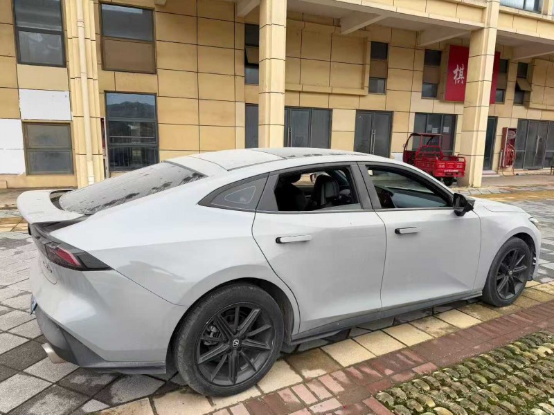 南昌23年长安汽车UNI9