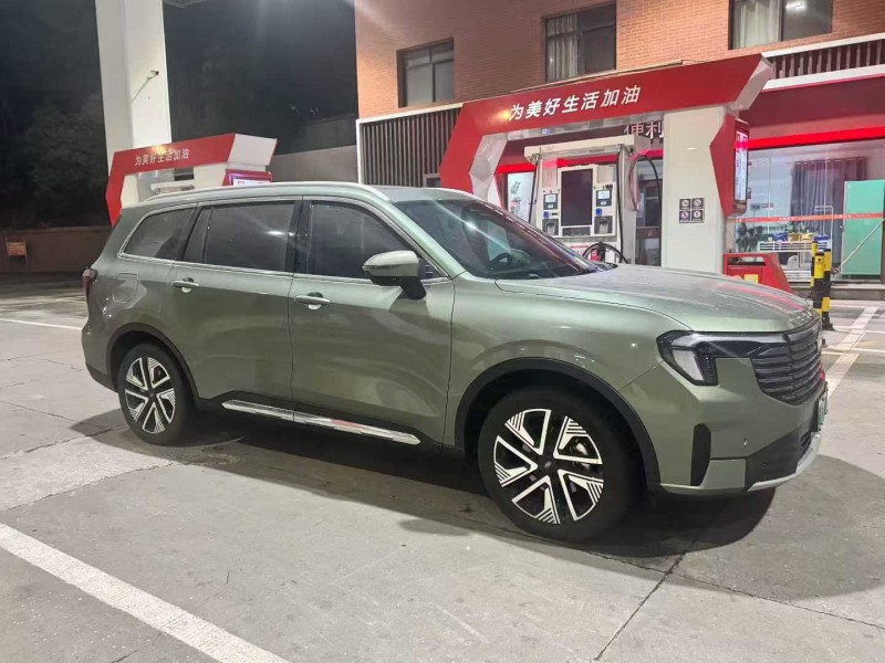 南昌25年福特领裕3