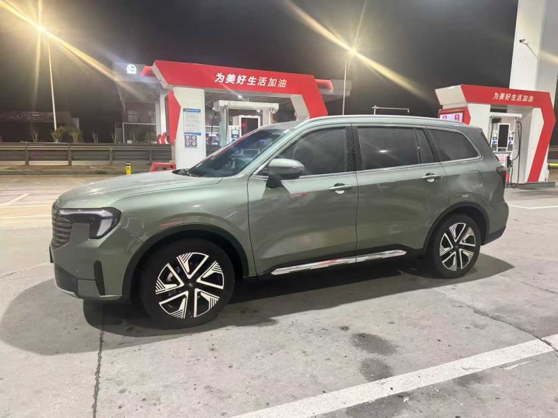 南昌25年福特领裕4