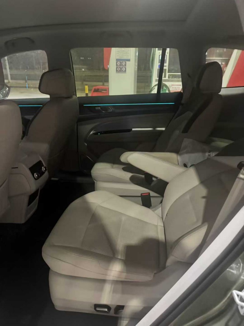 南昌25年福特领裕5