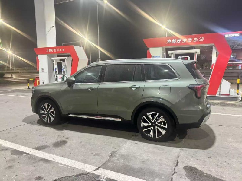 南昌25年福特领裕9