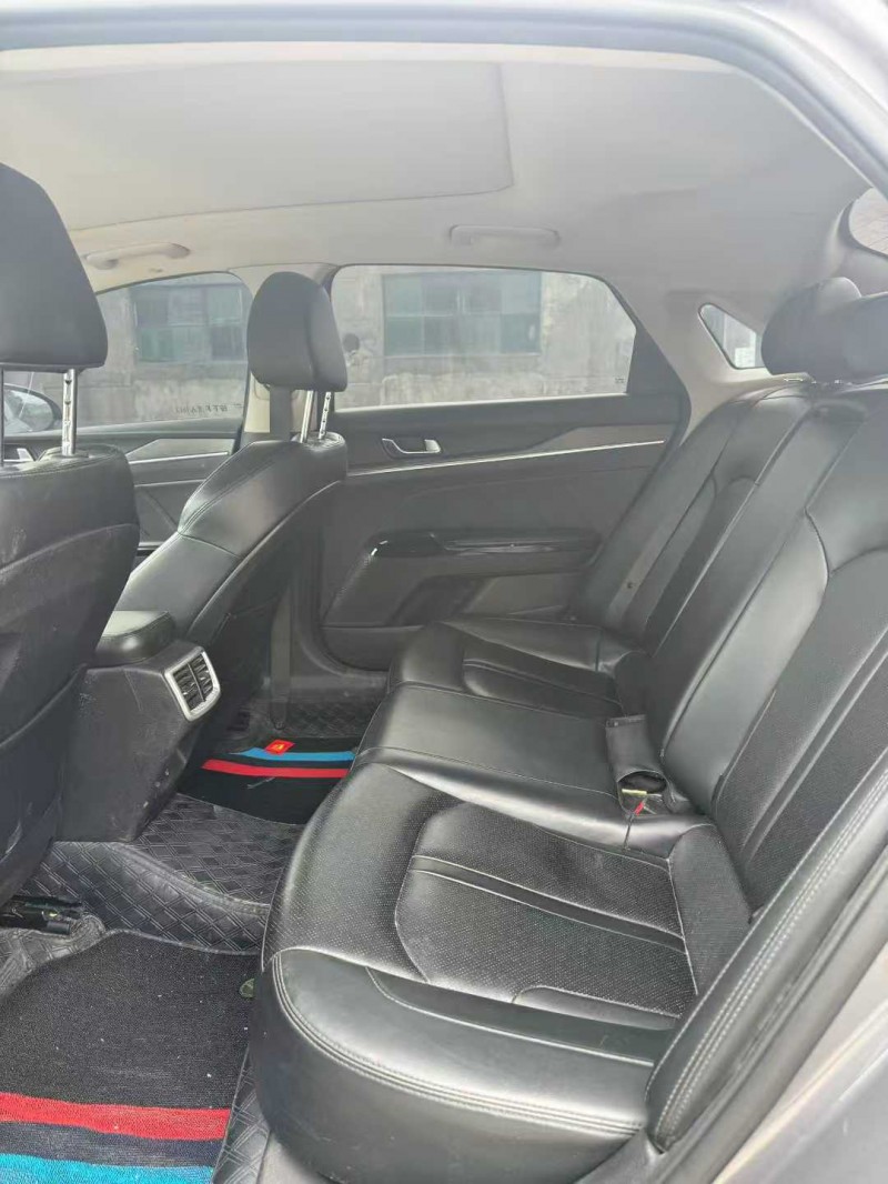 南昌22年起亚K55