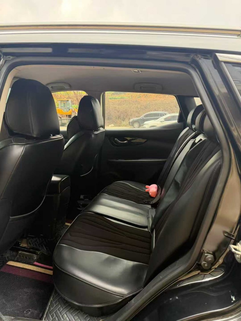 南昌19年日产逍客3