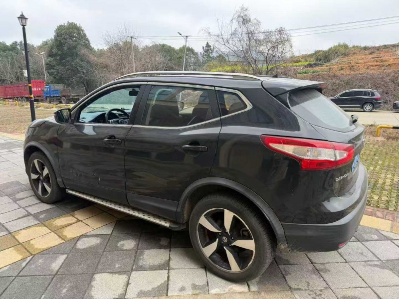 南昌19年日产逍客7