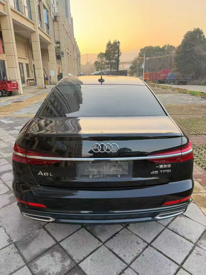 南昌21年奥迪A6L9
