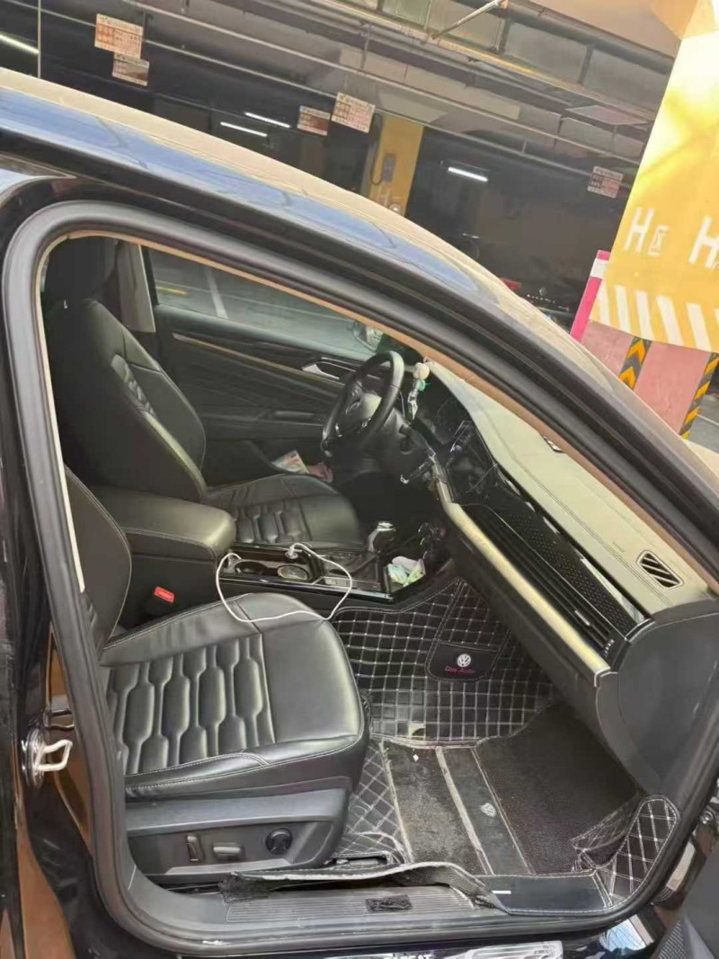 呼和浩特20年大众帕萨特4