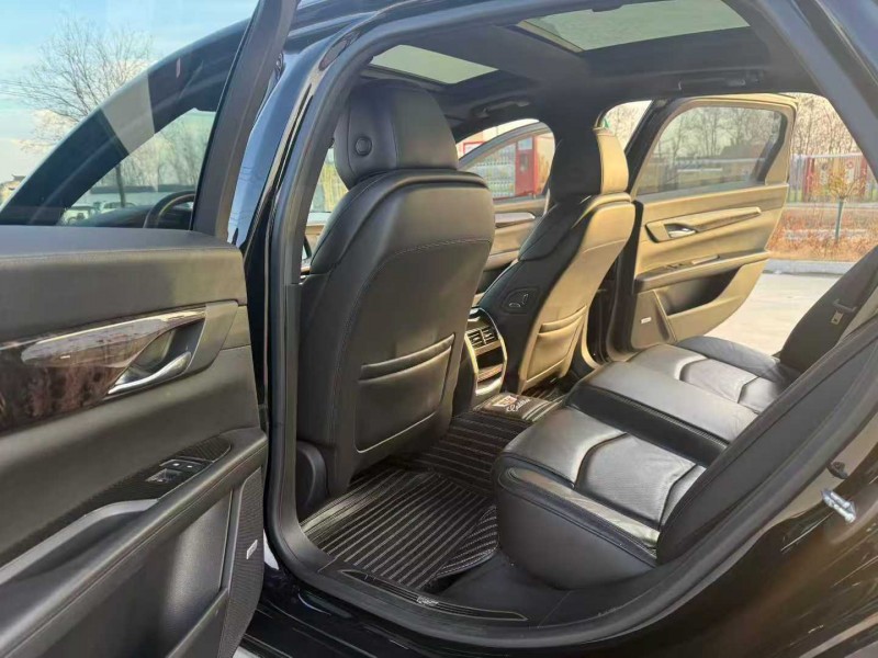 徐州17年凯迪拉克CT66