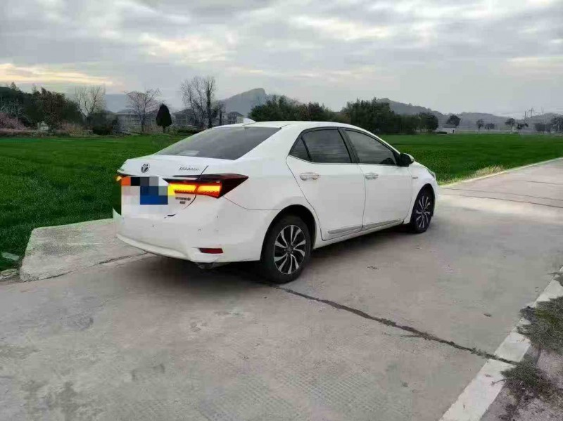 衢州18年丰田卡罗拉7