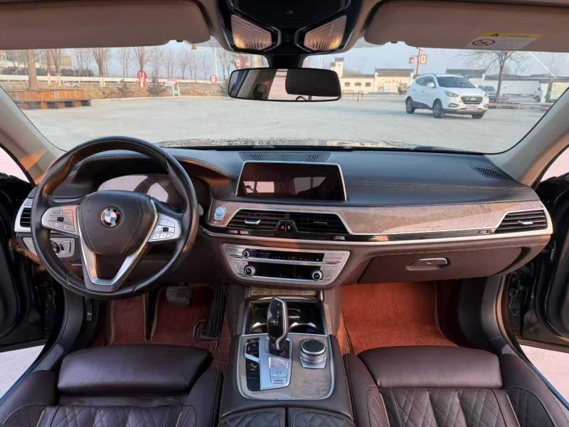 徐州21年宝马7系5