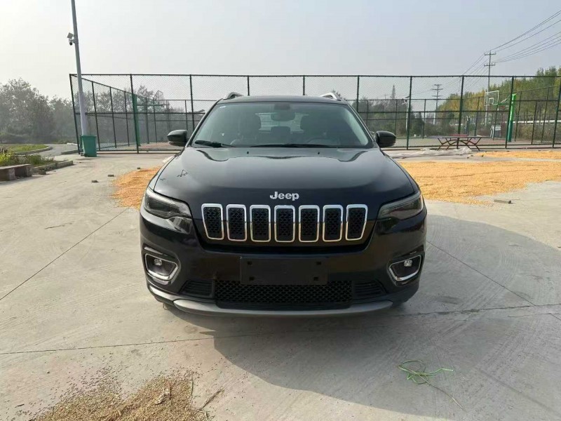 徐州21年Jeep自由光1
