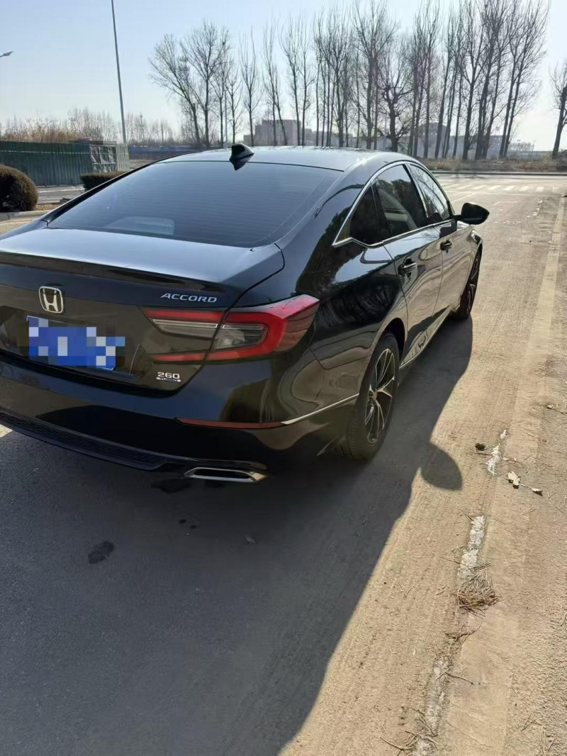 呼和浩特23年本田雅阁9