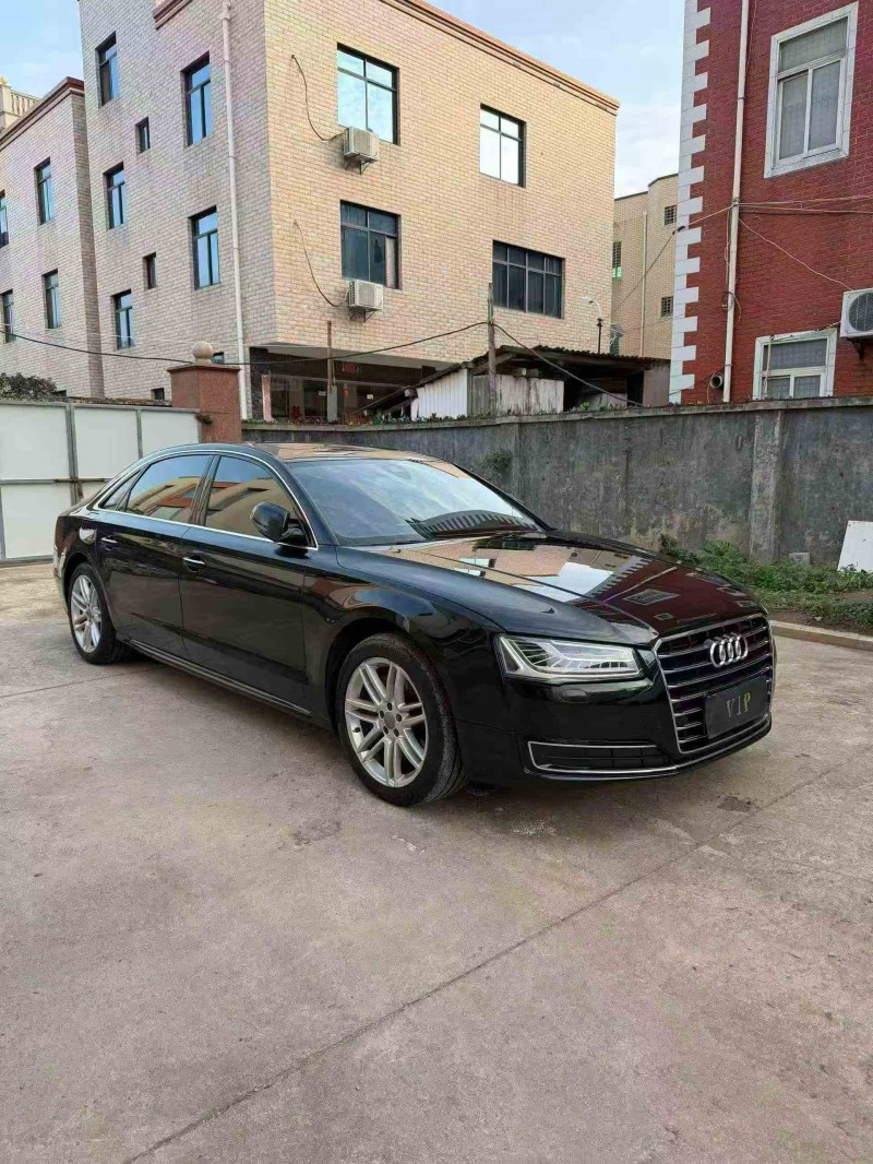 南平17年奥迪A8L3