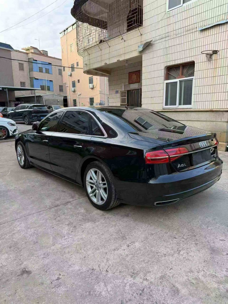 南平17年奥迪A8L7