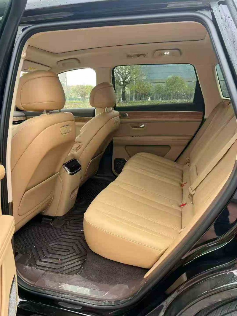 桂林25年华为智选问界5