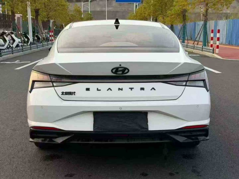 南平23年现代伊兰特9