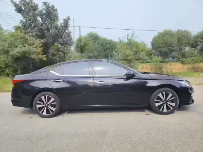 宿迁22年日产天籁3