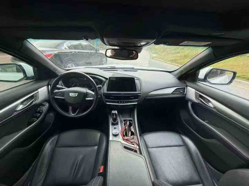 泉州23年凯迪拉克CT64