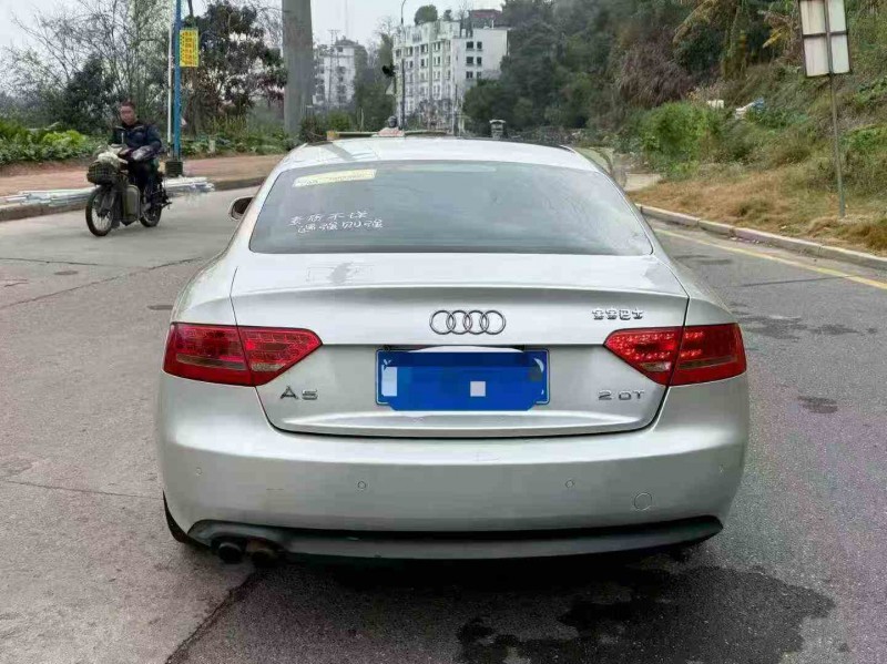 三明09年奥迪A59