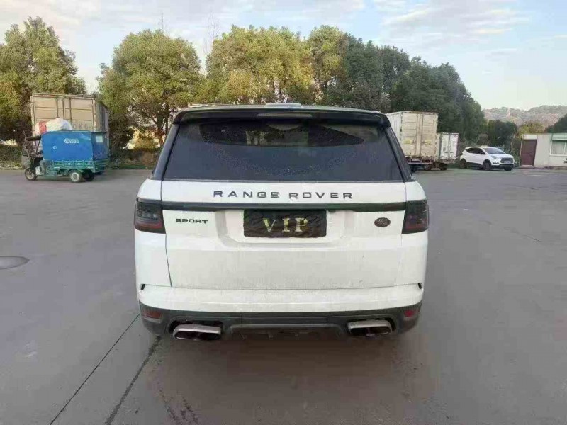 衢州16年路虎揽胜运动9