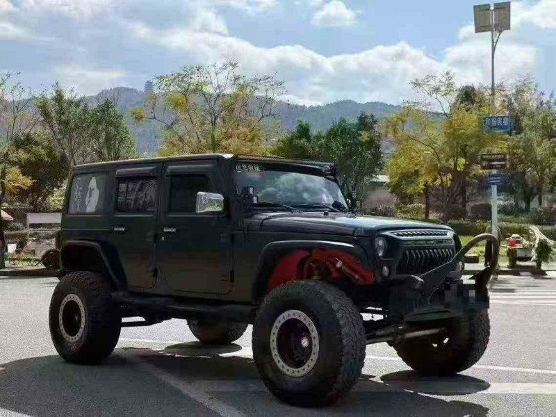 玉溪17年Jeep牧马人2