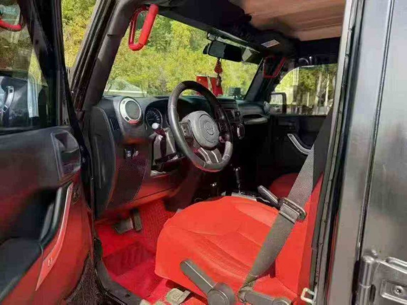 玉溪17年Jeep牧马人4