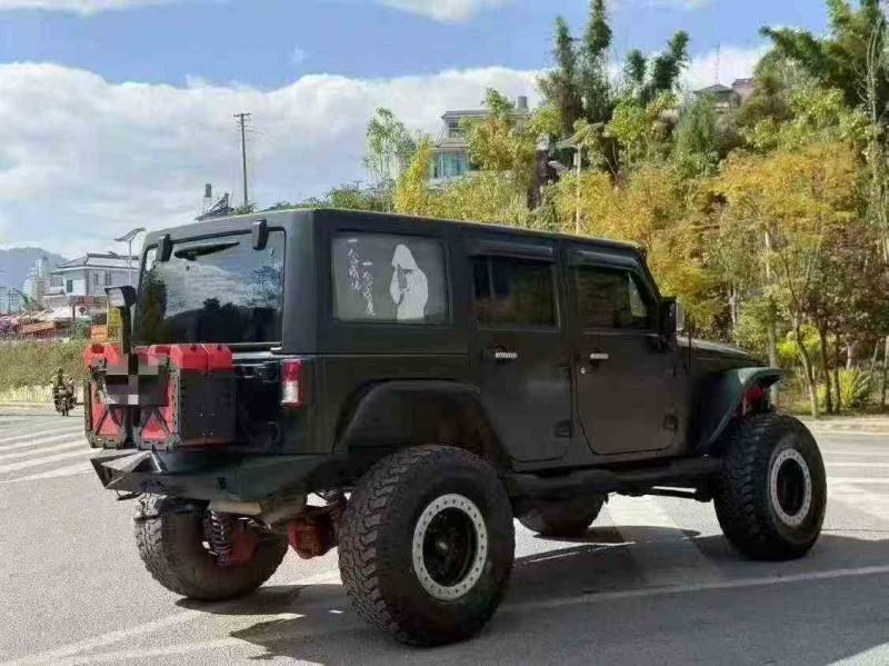 玉溪17年Jeep牧马人7