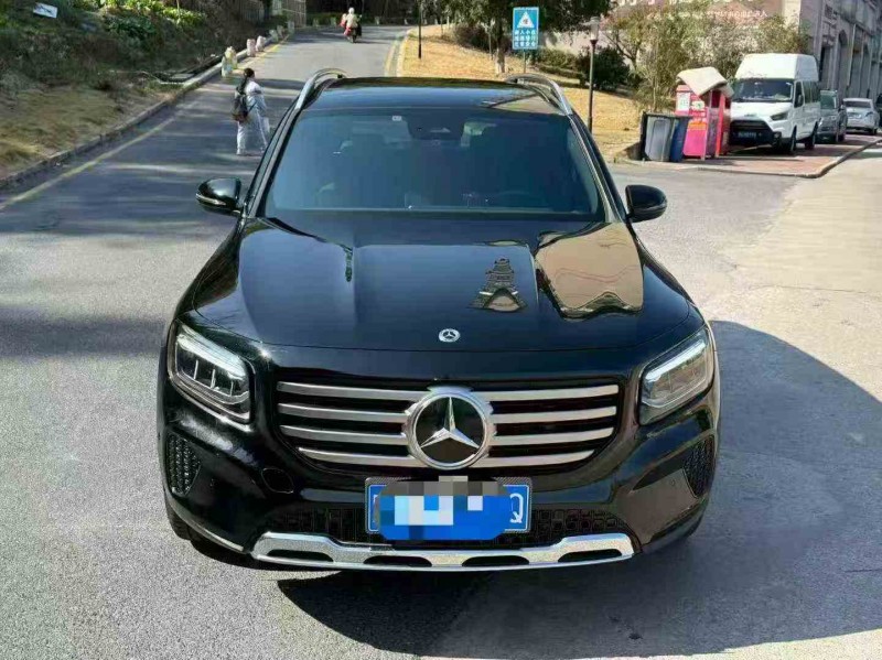 三明24年奔驰GLB1