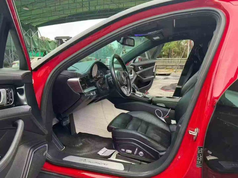 漳州18年保时捷帕拉梅拉4