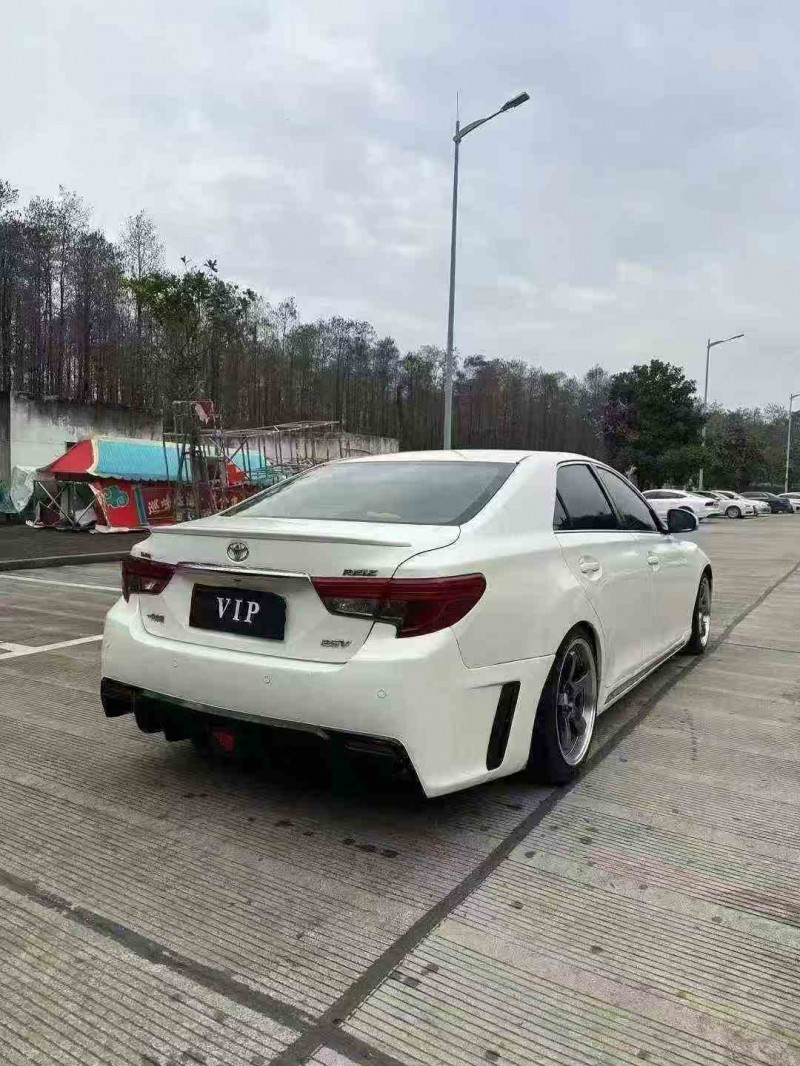 嘉兴16年丰田锐志9