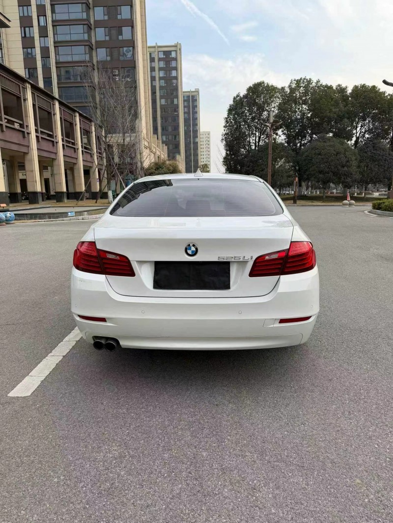 安阳16年宝马5系25