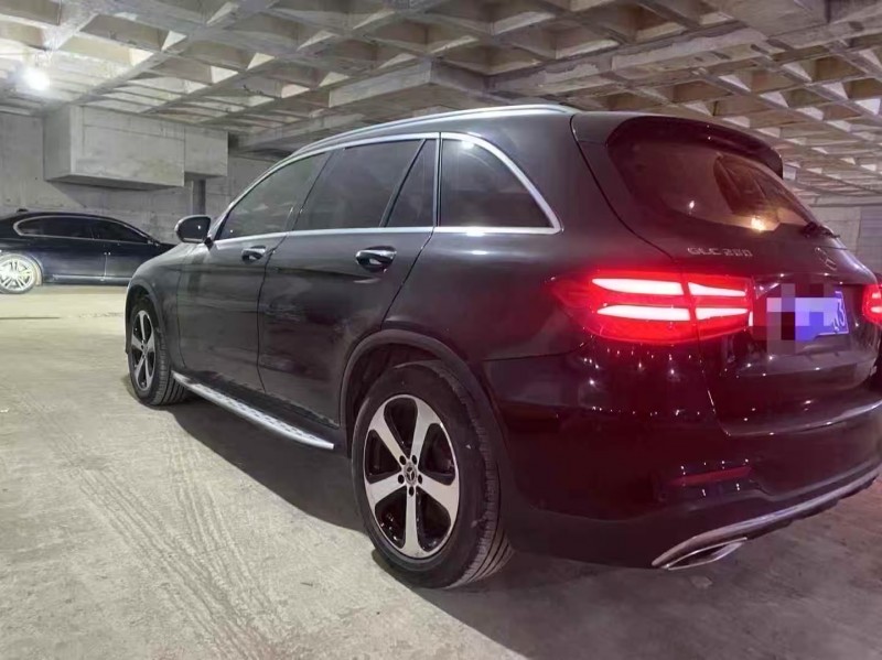 青岛18年奔驰GLC9