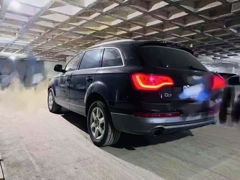 青岛14年奥迪Q77