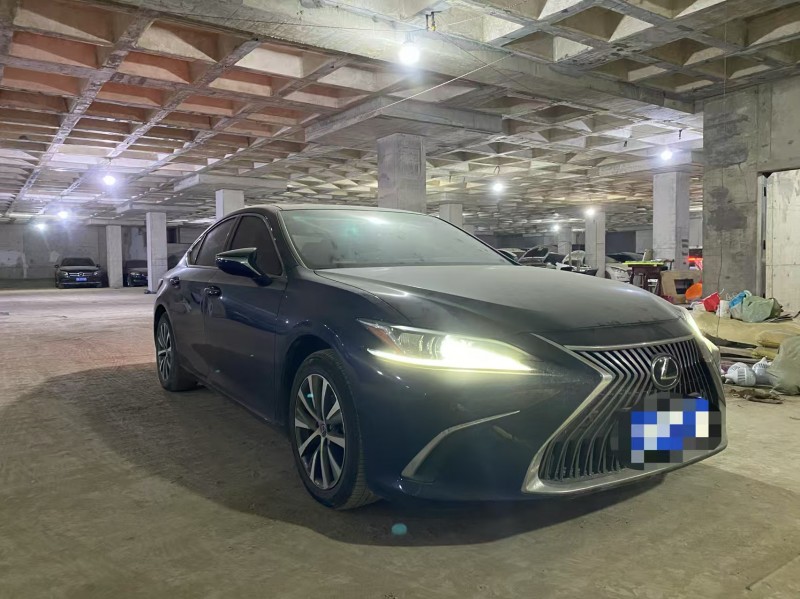 青岛20年雷克萨斯ES2