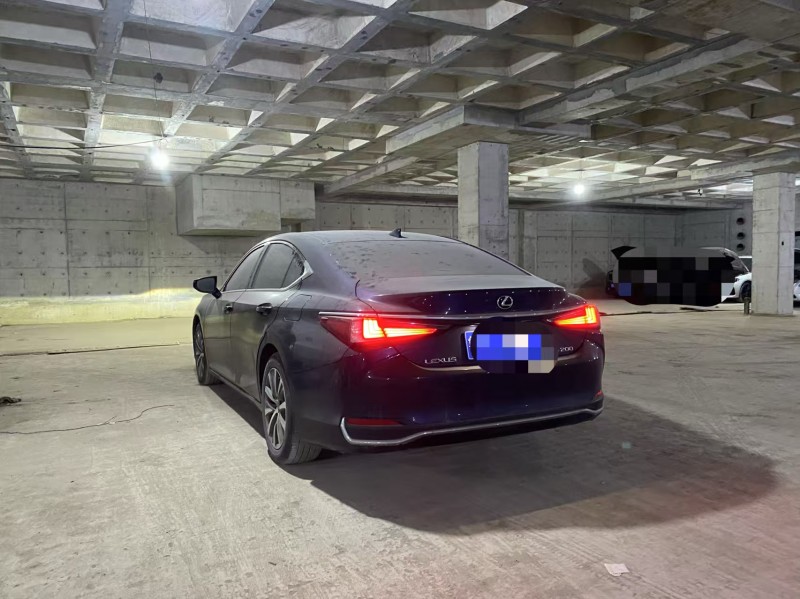 青岛20年雷克萨斯ES3