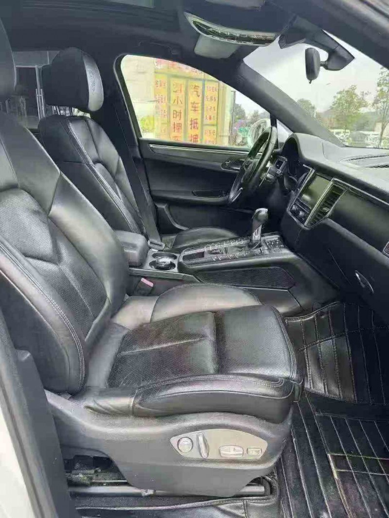 南昌15年保时捷Macan6