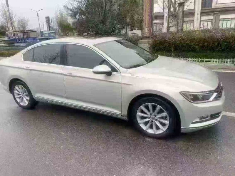 苏州17年大众迈腾2