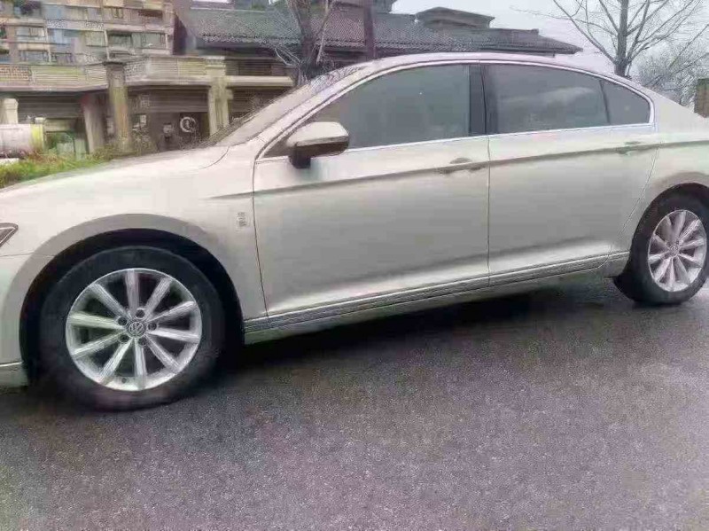 苏州17年大众迈腾3