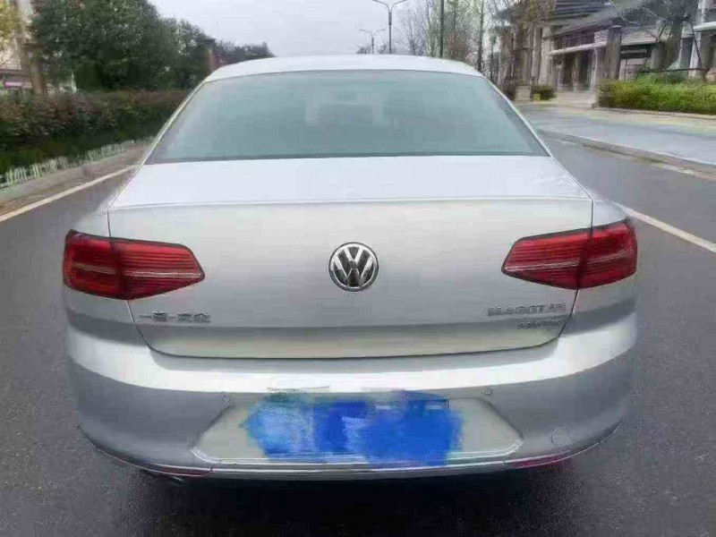 苏州17年大众迈腾9