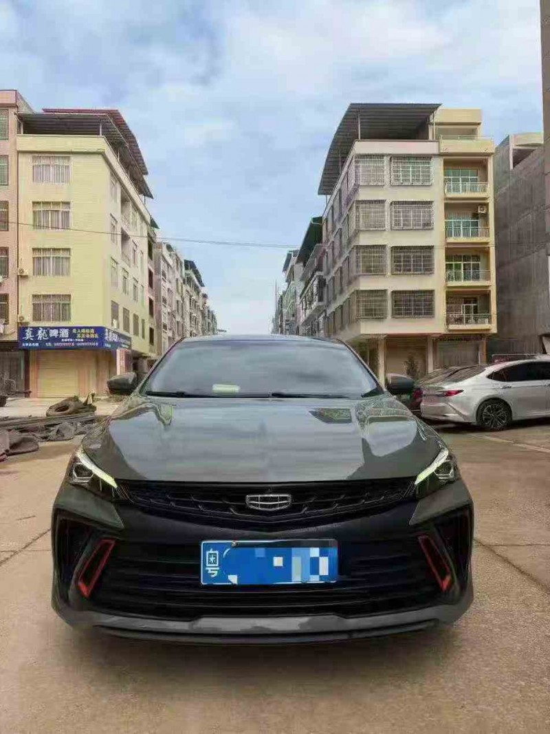 钦州23年吉利缤瑞1