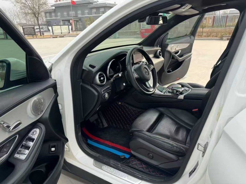 徐州19年奔驰GLC3