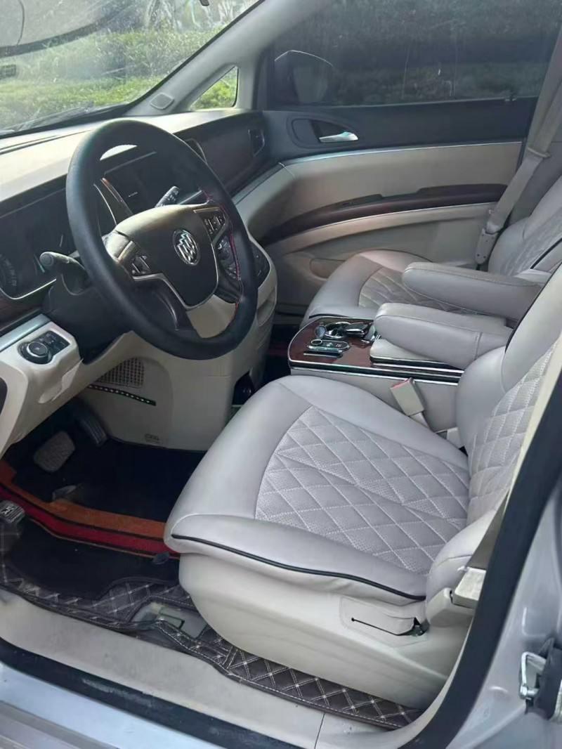 安阳17年别克GL85