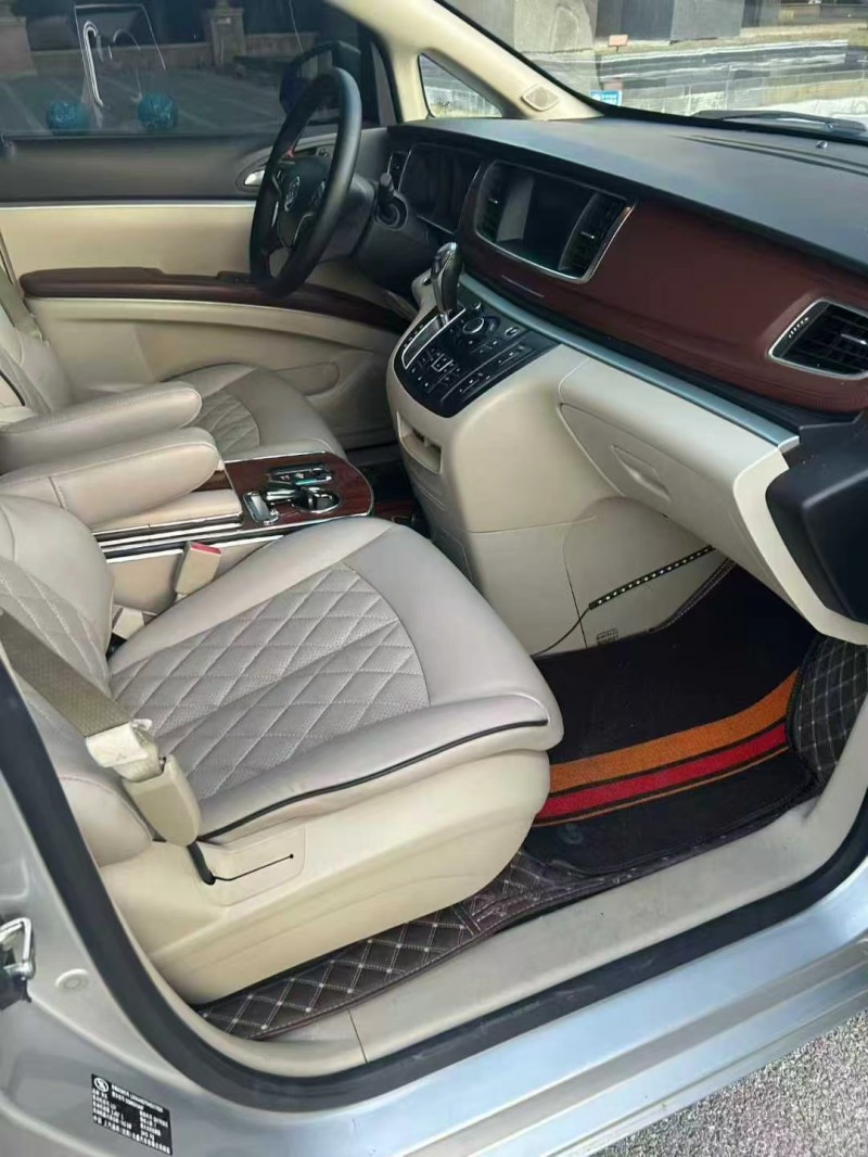 安阳17年别克GL87