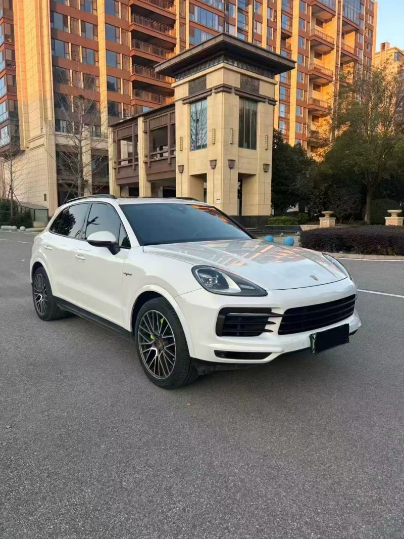 安阳22年保时捷卡宴2