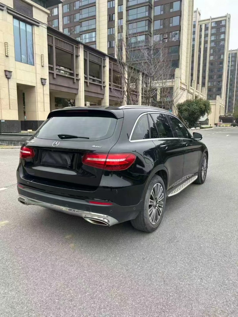 安阳17年奔驰GLC5