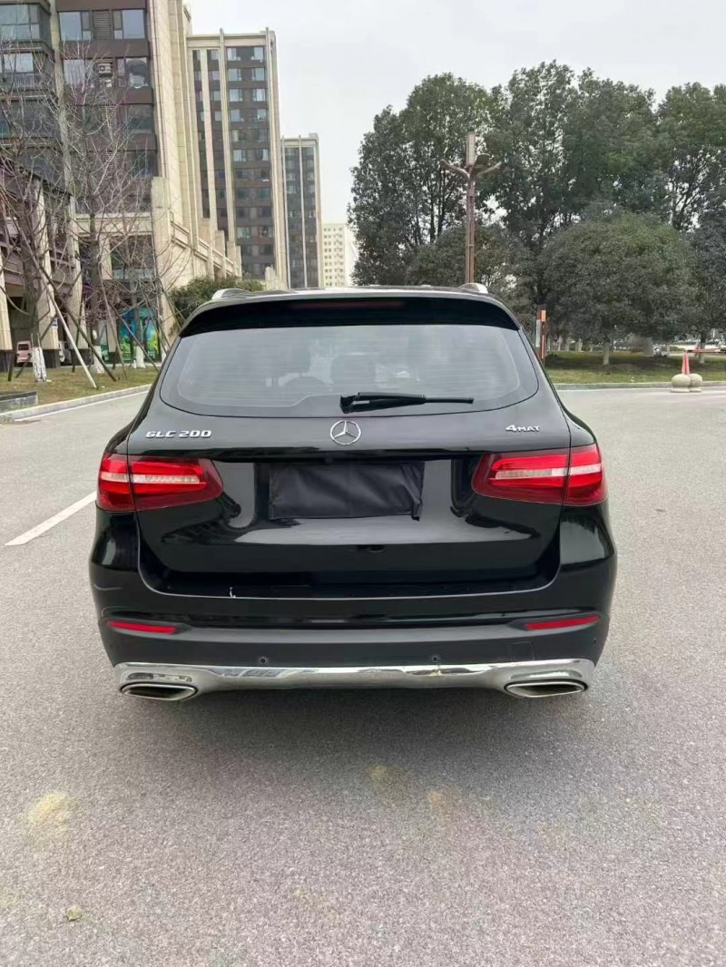 安阳17年奔驰GLC9