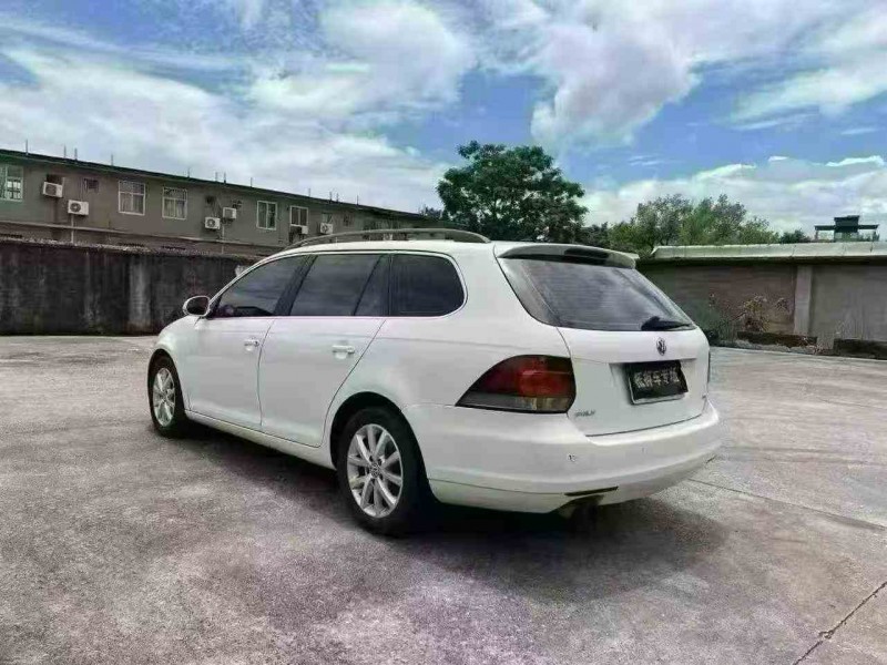 钦州14年大众高尔夫8