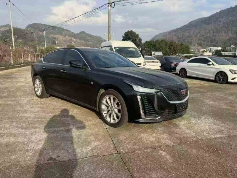 嘉兴23年凯迪拉克CT52