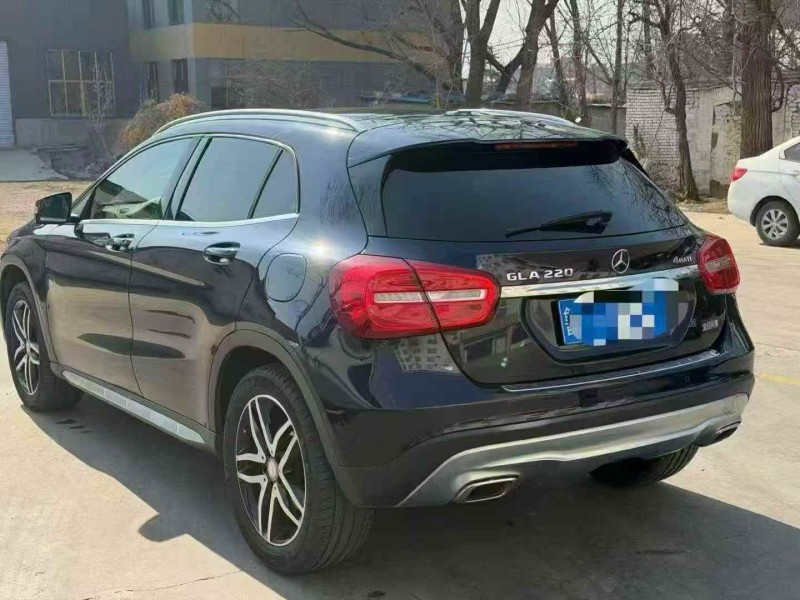 淄博17年奔驰GLA7